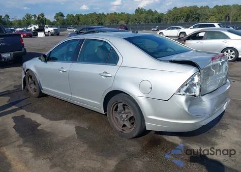 2010 Ford Fusion Se z USA, uszkodzony, nr VIN 3FAHP0HA6AR380741